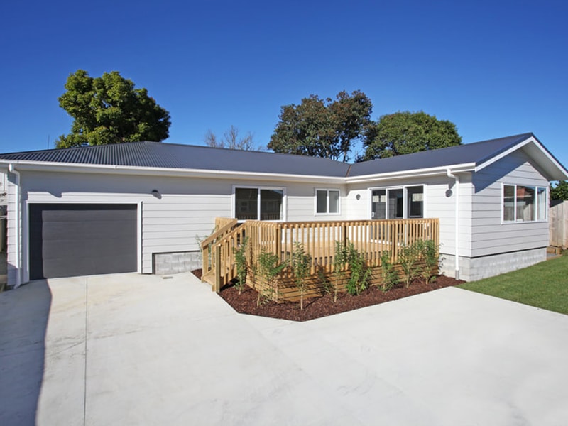 Kennelly Cres by Rag Reno's