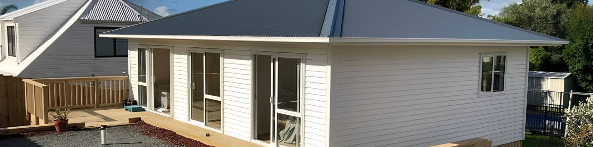 Huia Rd by Rag Reno's