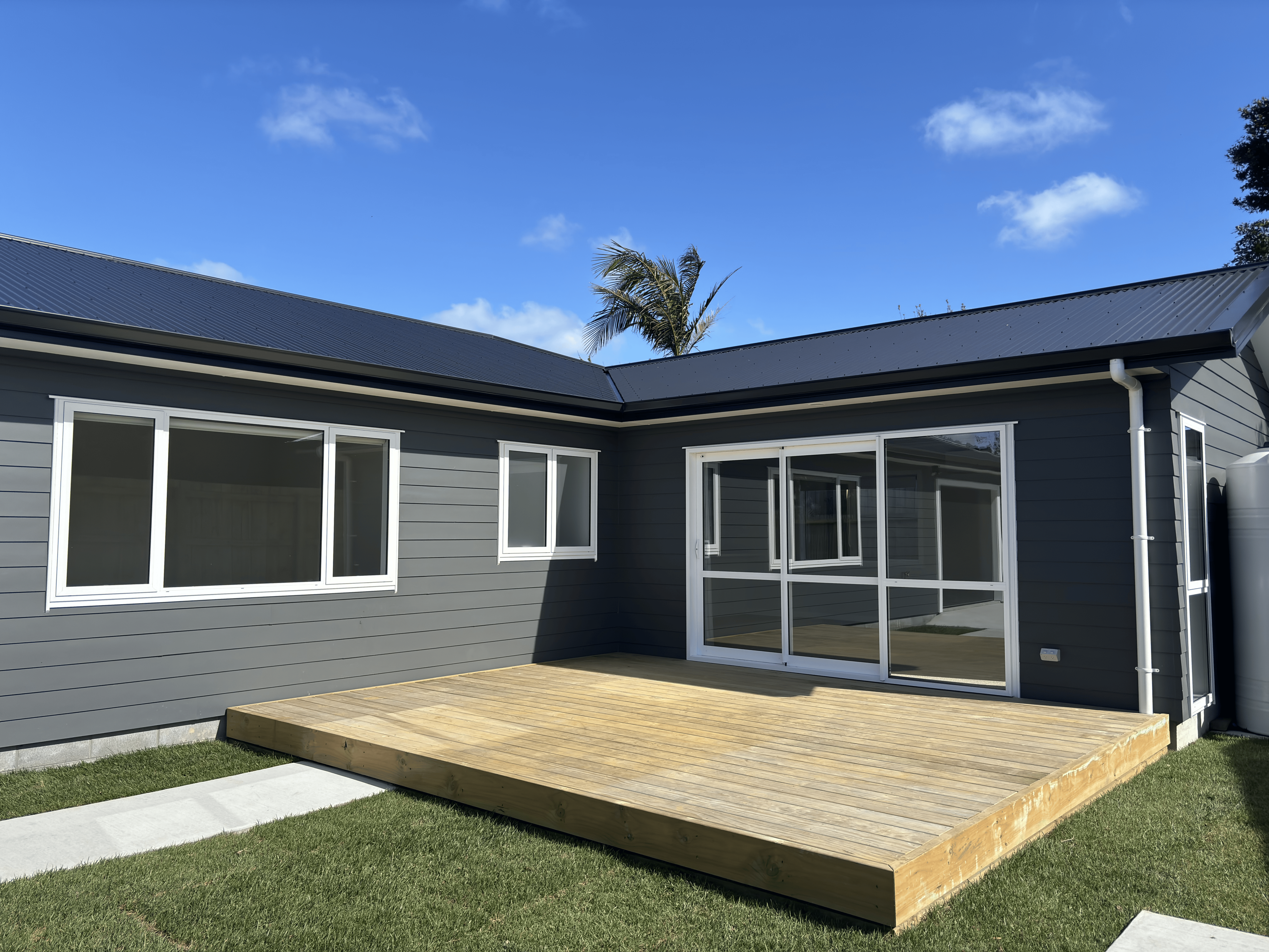 Sandspit Road — gallery photo 7