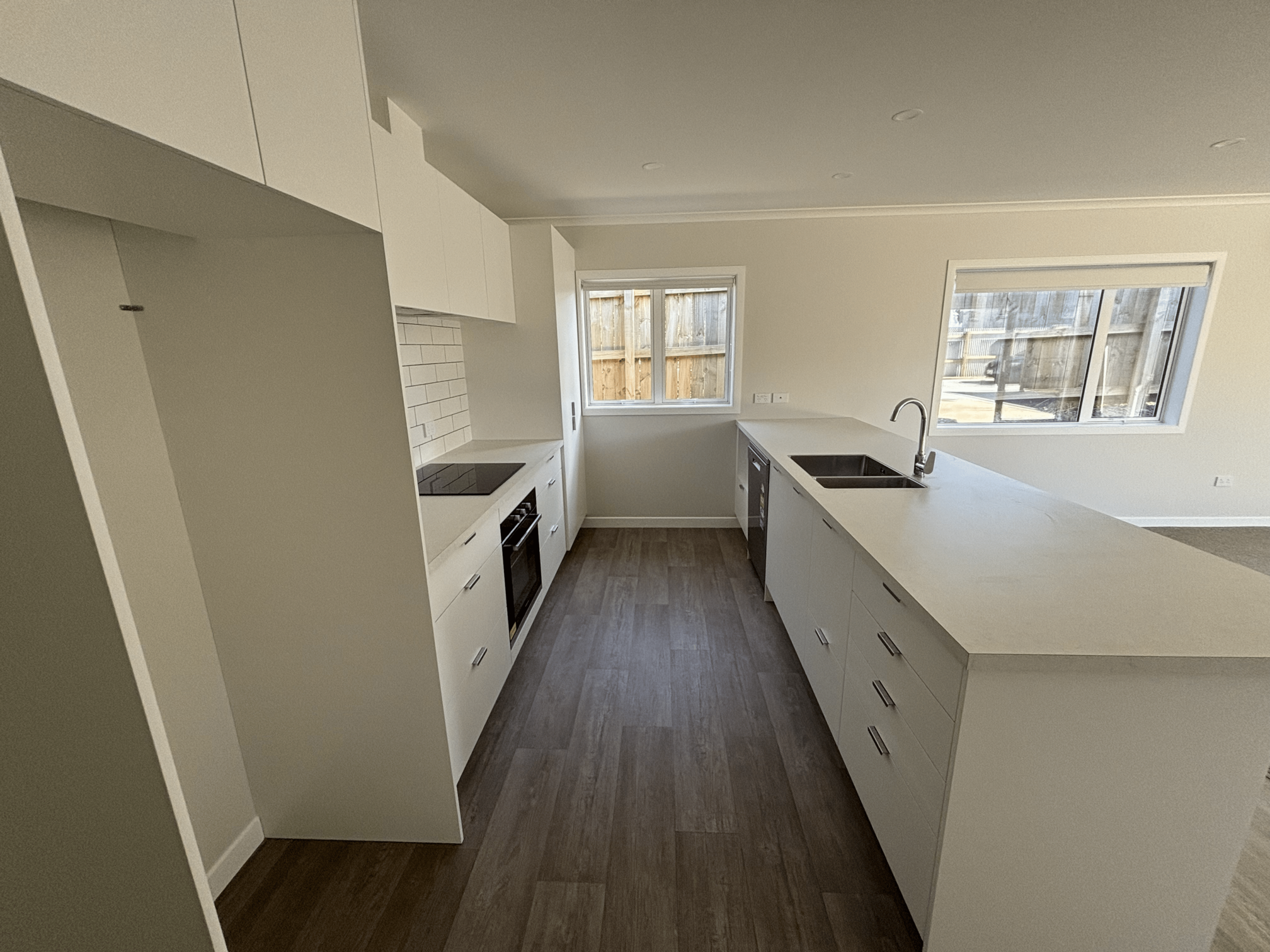 Sandspit Road — gallery photo 3