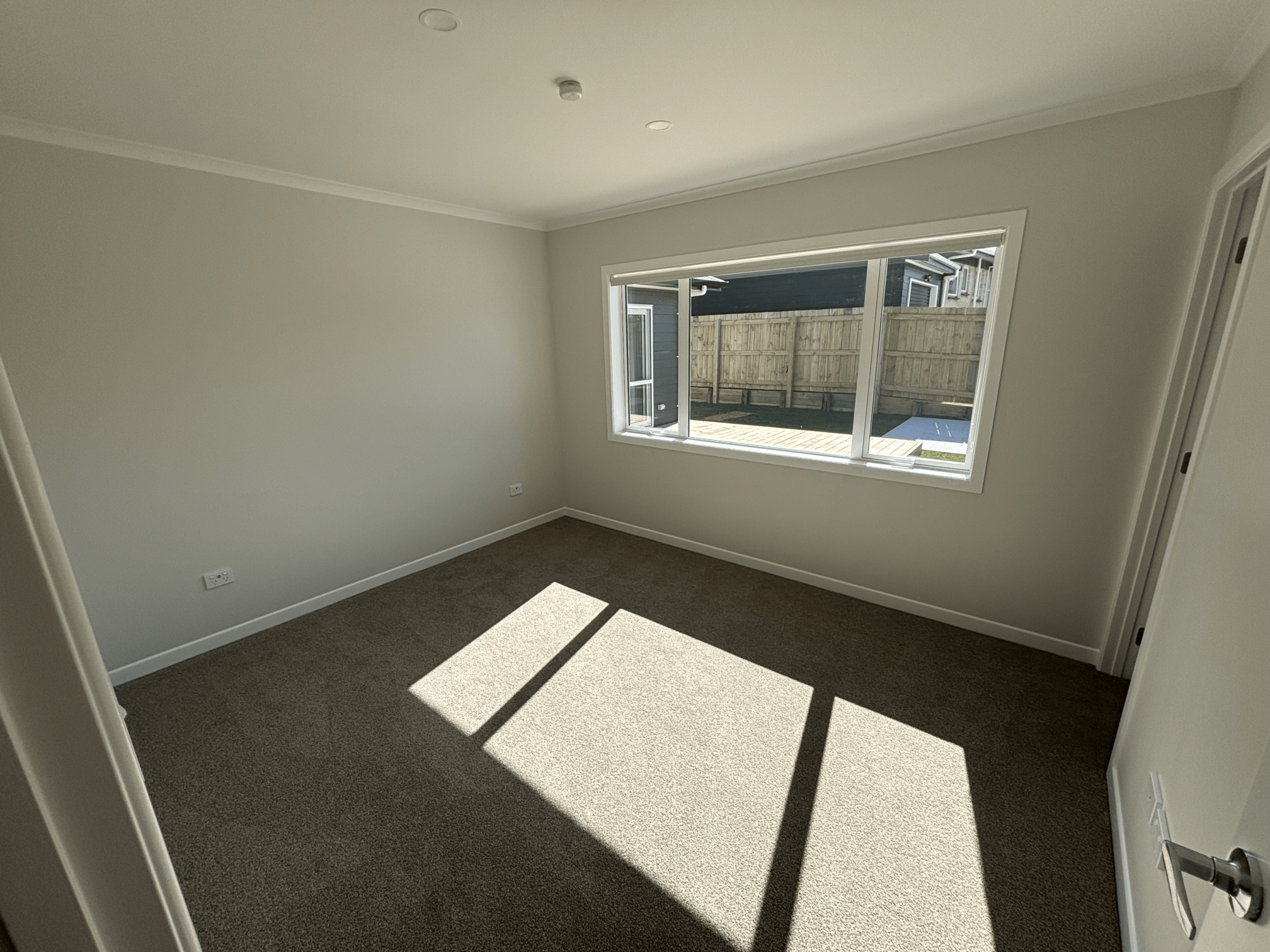 Sandspit Road — gallery photo 1